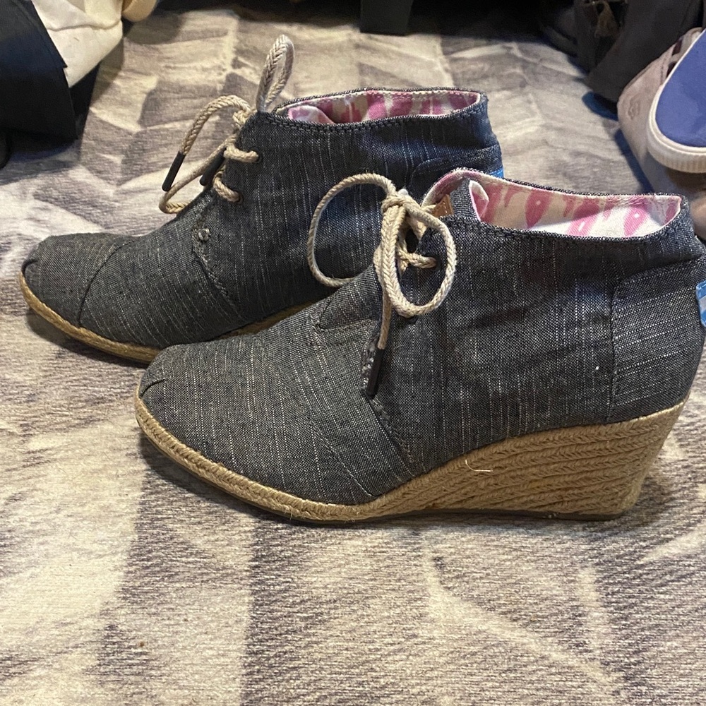 Toms Charcoal Wedge Ankle Boots